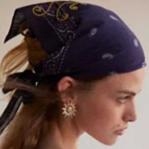 Free People Crawford Scarf & Neck Kerchief Embordered NWT NIP - Picture 2 of 5